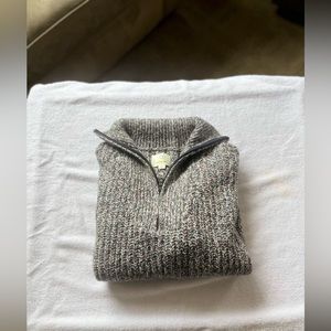 Women’s size medium aerie sweater like new